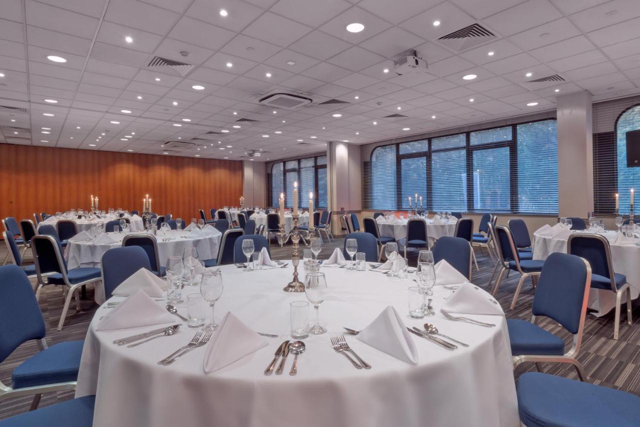 Holiday Inn London Kensington Forum, An Ihg Hotel Exterior foto