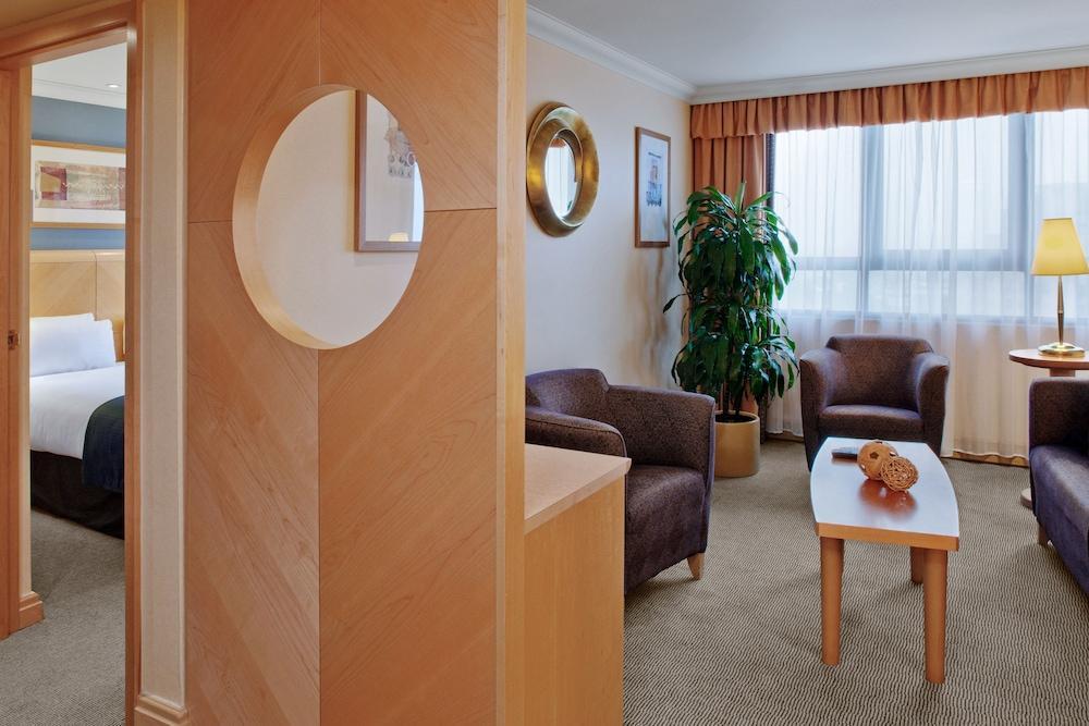 Holiday Inn London Kensington Forum, An Ihg Hotel Exterior foto