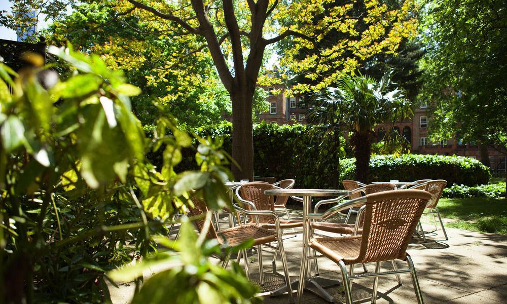 Holiday Inn London Kensington Forum, An Ihg Hotel Exterior foto